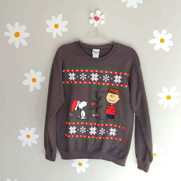 Peanuts Tops - 🎄 Charlie Brown Gray Christmas Sweater